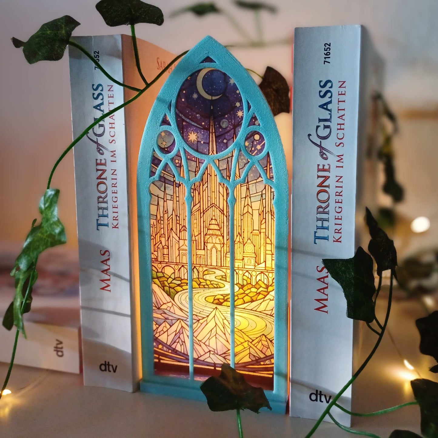 Glas-Schloss leuchtendes Booknook