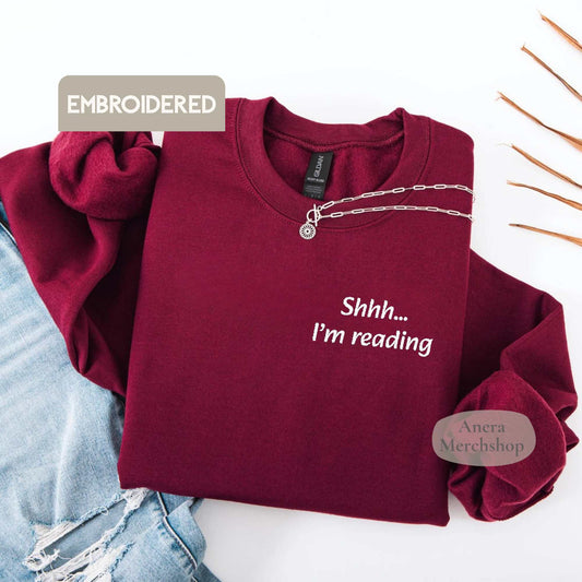 Shhh... i´m reading Bestickter Pullover