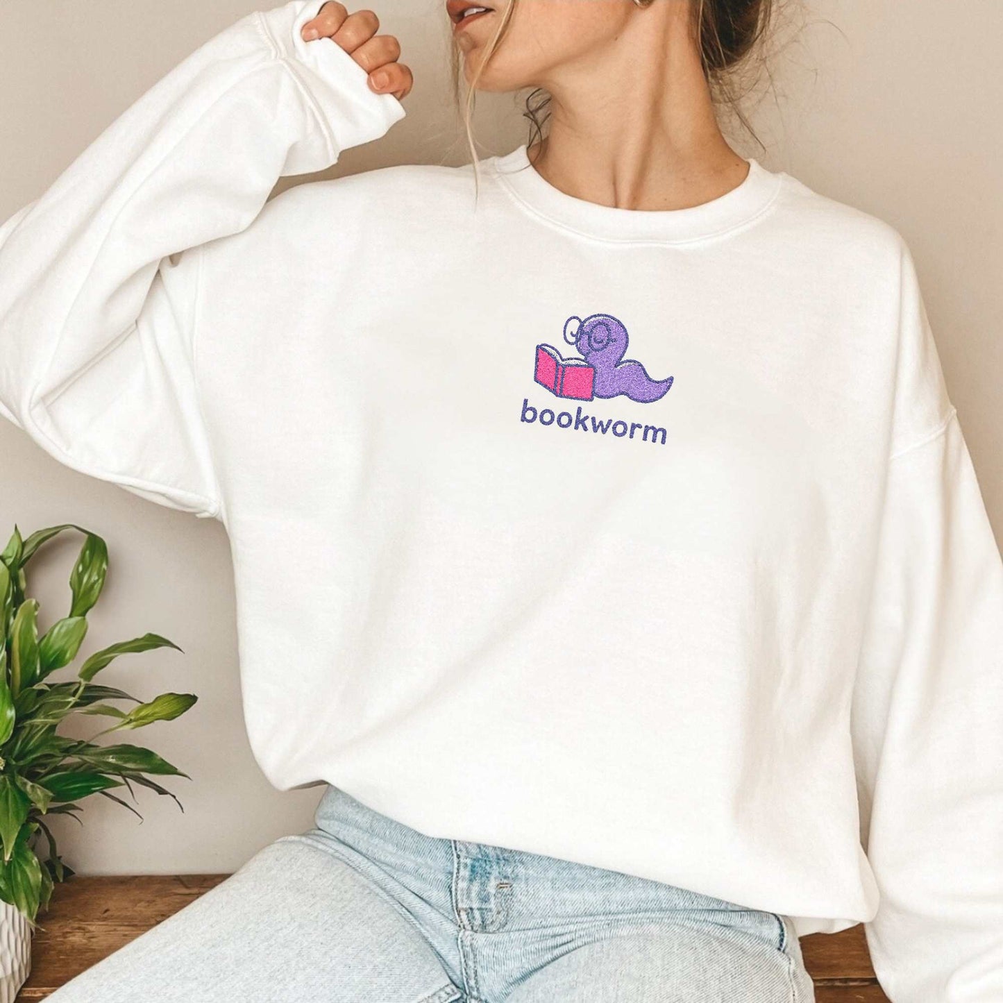 Bookworm Bestickter Pullover
