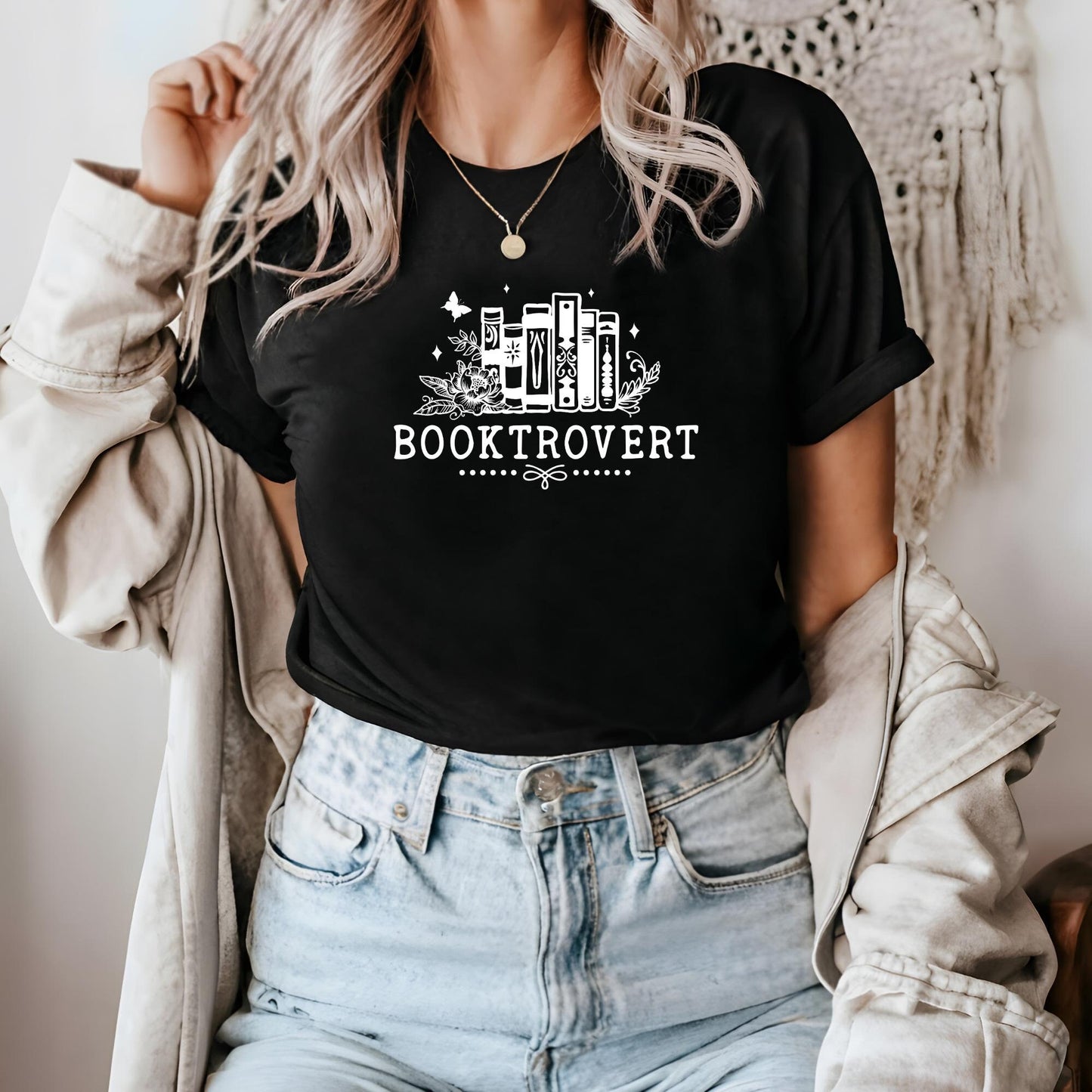 Introverted Book Lover Tee - Perfect for Bibliophiles! Readingshirt, literary gift, Booktok Reading Shirt, literature Shirt, Bookfan Gift