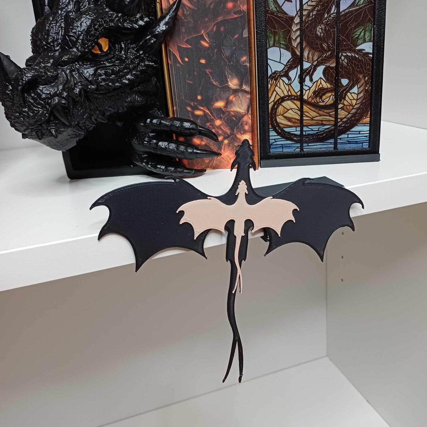 Drachen Regalstecker