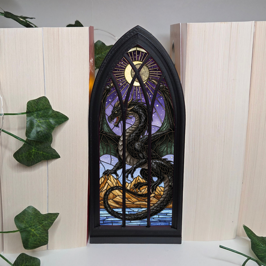 Schwarzer Drache Regalfenster Booknook