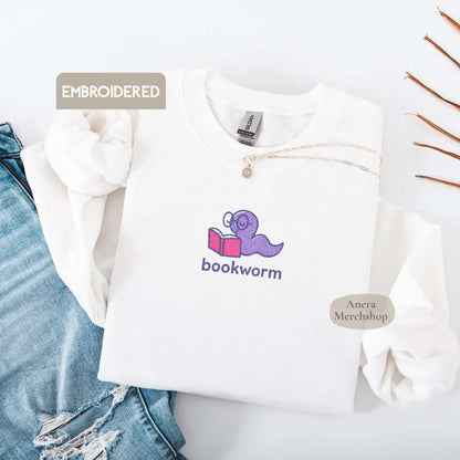 Bookworm Bestickter Pullover