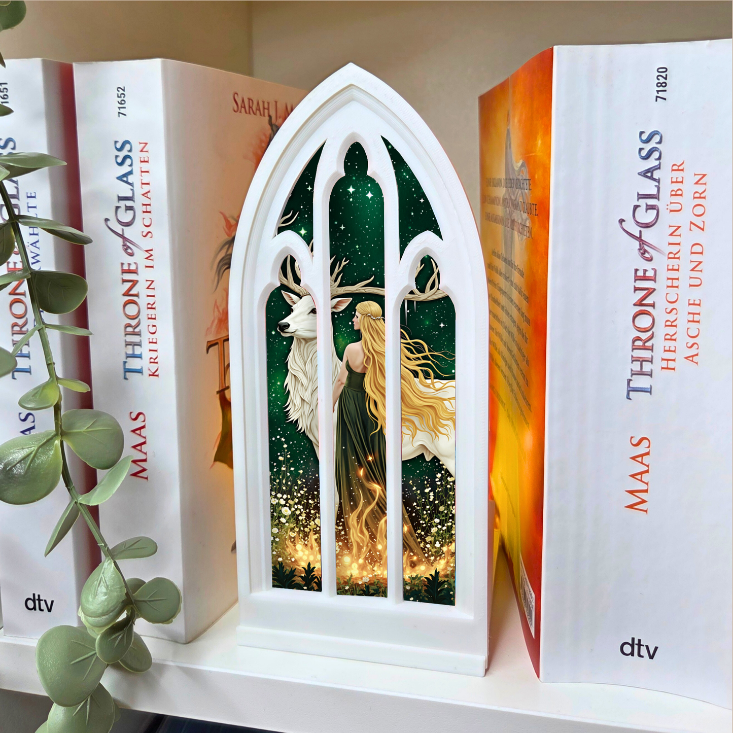 Hirsch gotisches Fantasy Booknook Fenster