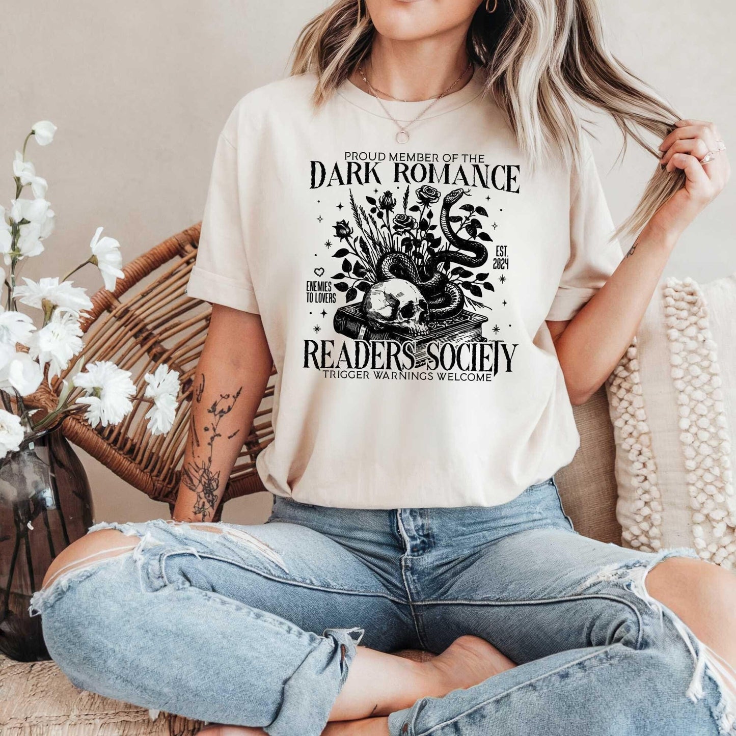 Smut Lover Shirt, Dark Romance T-Shirt, Dark Romance Reader, Bookstagram, Bookfan Gift, trigger warnings, morally grey club, spicy booknook