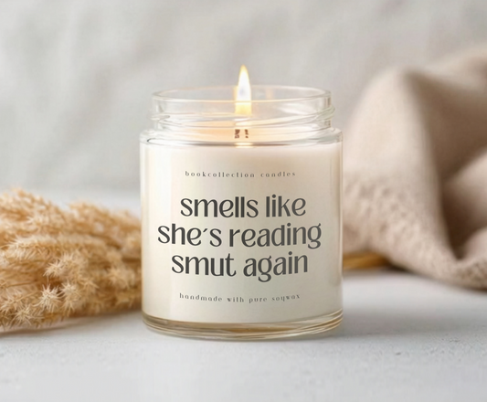 Smells like she´s reading Smut Kerze